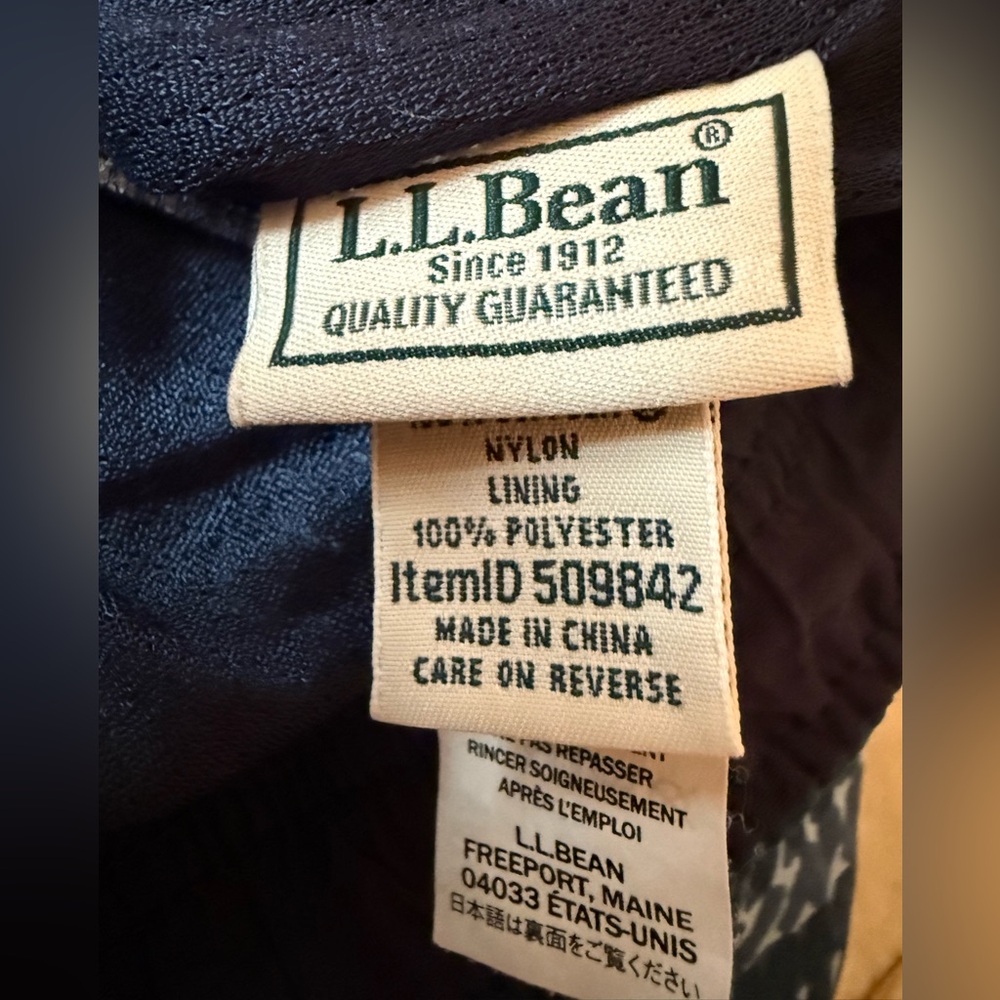 L.L. Bean Men's Blue Swim Shorts - Picture 4 of 5